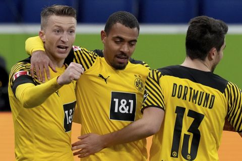 Οι παίκτες της Ντόρτμουντ πανηγυρίζουν γκολ κόντρα στην Χόφενχαϊμ για την Bundesliga | 22 Ιανουαρίου 2022