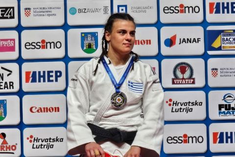 Η Ελισσάβετ Τελτσίδου στην απονομή του αργυρού μεταλλίου στο Ευρωπαϊκό Πρωτάθλημα τζούντο, Ζάγκρεμπ | Παρασκευή 26 Απριλίου 2024
