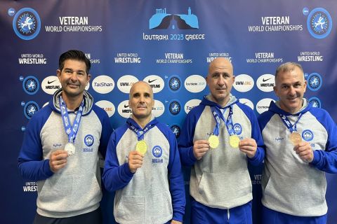 Πάλη: Δύο χρυσά, ένα ασημένιο και ένα χάλκινο μετάλλιο στο Παγκόσμιο πρωτάθλημα πάλης βετεράνων