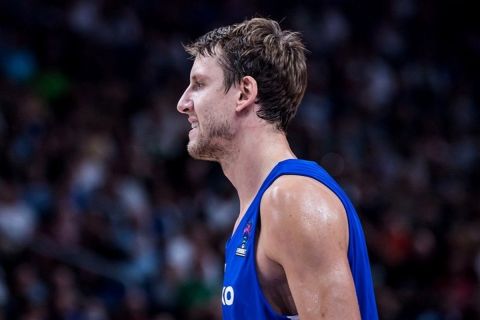 EuroBasket 2022, Ο Γιαν Βέσελι στο SPORT24: "Ο Γιάννης Αντετοκούνμπο έχει αλλάξει πολύ σε σχέση με την Κίνα"