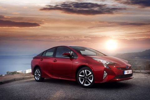 H Toyota Ιταλίας επιδοτεί την αγορά υβριδικών