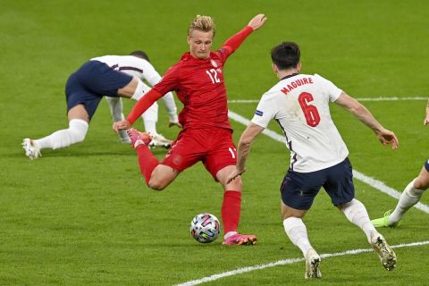 Ο Κάσπερ Ντόλμπεργκ με τη φανέλα της Δανίας κόντρα στην Αγγλία στα ημιτελικά του Euro 2020