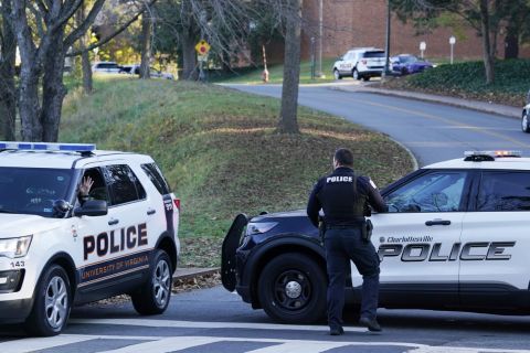 Η αστυνομία του Σάρλοτσβιλ μετά την ένοπλη επίθεση σε Πανεπιστήμιο