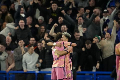 Leeds United's Mateo Joseph, right, celebrates after scoring his side's second goal during the English FA Cup fifth round soccer match between Chelsea and Leeds United at Stamford Bridge stadium in London, Wednesday, Feb. 28, 2024. (AP Photo/Kirsty Wigglesworth)