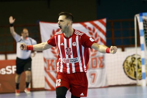 Handball Premier: Έφτασε τους τρεις τίτλους ο Ολυμπιακός, η Χρυσή Βίβλος του χάντμπολ