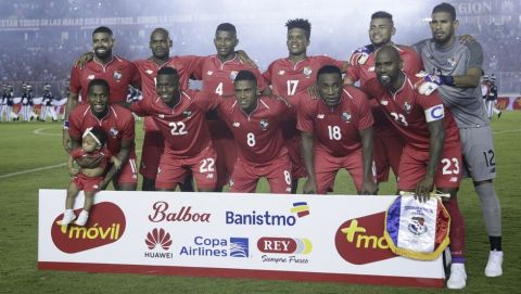 The Panama national soccer team poses for photos prior to a friendly soccer match against Northern Ireland in Panama City, Tuesday, May 29, 2018. (AP Photo/Arnulfo Franco)