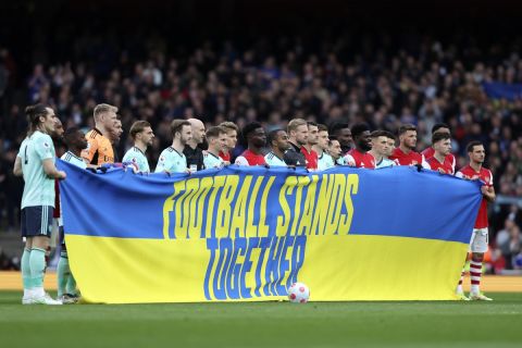 Οι παίκτες της Άρσεναλ και της Λέστερ στέλνουν μήνυμα κατά του πολέμου πριν από μεταξύ τους ματς στην Premier League | 13 Μαρτίου 2022