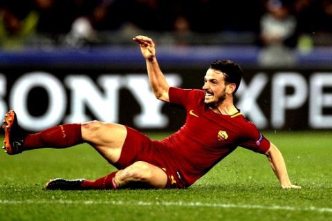 Roma's Alessandro Florenzi celebrates at the end of the Champions League quarterfinal second leg soccer match between Roma and FC Barcelona at Rome's Olympic Stadium, Tuesday, April 10, 2018. Roma pulled off an extraordinary comeback with a 3-0 win over Barcelona on Tuesday to reach the Champions League semifinals after overturning a three-goal deficit from the first leg. (AP Photo/Andrew Medichini)
