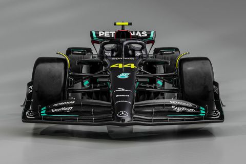 Formula 1: Πρεμιέρα για τη νέα Mercedes W14
