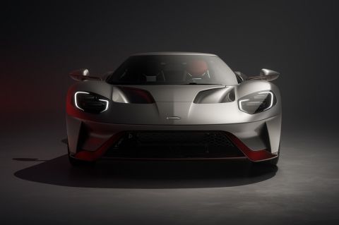 For a unique appearance, customers can choose from exposed red or blue tinted carbon fiber that underscores the lower aerodynamics of the supercar. This includes tinting the ultra-lightweight material on the front splitter, side sills and door sills, plus engine bay louvers, mirror stalks and rear diffuser. Images provided by Multimatic Inc. 