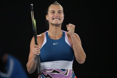 Η Σαμπαλένκα πανηγυρίζει την πρόκρισή της στον τελικό του Australian Open