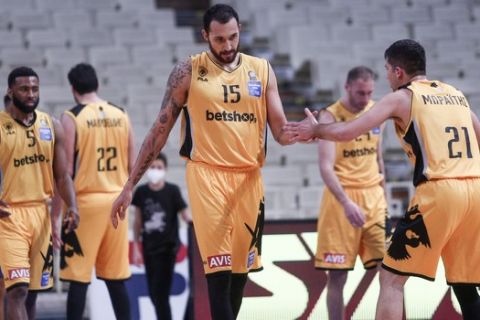Οι παίκτες της ΑΕΚ σε στιγμιότυπο από αγώνα της Stoiximan Basket League