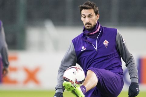FILE - In this Feb. 15, 2017 file photo,  Davide Astori of AC Fiorentina attends a practice session in Moenchengladbach, Germany prior to a Europa League match. Fiorentina captain Davide Astori has died, the club has announced. He was 31. Astori was found in the early hours of Sunday morning March 4, 2018 in his hotel room in Udine, where the team was staying ahead of an Italian league match. (Marius Becker/dpa via AP)