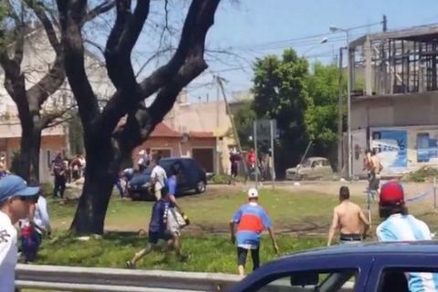 Επεισόδια και μάχες σώμα με σώμα σε λεωφόρο του Μπουένος Άιρες