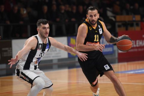 Basket League: Η βαθμολογία μετά τη νίκη της ΑΕΚ στην Πάτρα και το 7/7 του Κολοσσού στη Ρόδο