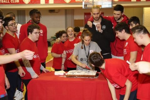 Ολυμπιακός: Όμορφες στιγμές και κοπή πίτας στο ONE Team της EuroLeague