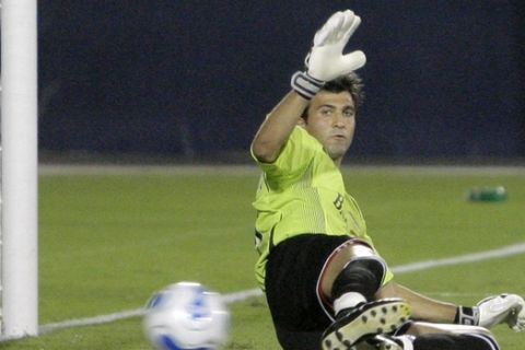 Toronto FC goalie Kenny Stamatopoulos can't reach a goal scored by FC Dallas forward Abe Thompson on a penalty kick in the second half of an MLS soccer game Saturday, Sept. 8, 2007, in Frisco, Texas. FC Dallas won 2-0. (AP Photo/Matt Slocum)