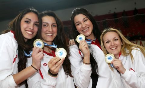 Το σήκωσαν τα κορίτσια του Ολυμπιακού