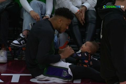 NBA All Star Weekend 2022: Υπέροχη στιγμή με τον Γιάννη Αντετοκούνμπο να παίζει με τον μικρό γιο του