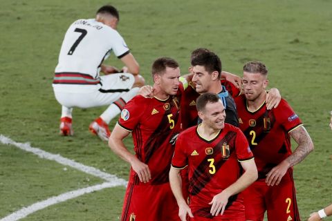 Οι παίκτες του Βελγίου πανηγυρίζουν γκολ που σημείωσαν κόντρα στην Πορτογαλία για τη φάση των 16 του Euro 2020 στο "Καρτούχα", Σεβίλλη | Κυριακή 27 Ιουνίου 2021