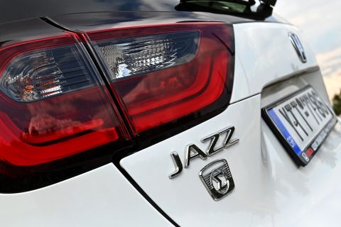 Δοκιμή Honda Jazz e:HEV: Η διαφορετική, υβριδική οπτική του σύγχρονου σουπερμίνι