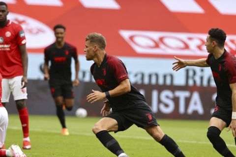 Bundesliga: Σκόραρε στα 43 δευτερόλεπτα η Άουγκσμπουργκ