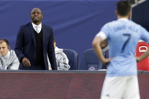 New York City FC head coach Patrick Vieira shouts instructions to forward David Villa (7) during the first half against the Toronto FC in an MLS soccer game at Yankee Stadium on Sunday, March 13, 2016, in New York. (AP Photo/Adam Hunger)