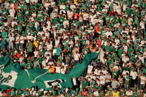 Οι σύλλογοι της Βραζιλίας τίμησαν τη Σαπεκοένσε με κοινή χειρονομία