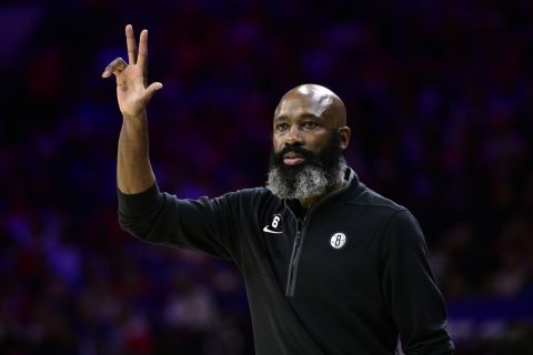 NBA: Βολές κατά της διαιτησίας από τον προπονητή των Νετς για ευνοϊκή μεταχείριση του Εμπίντ