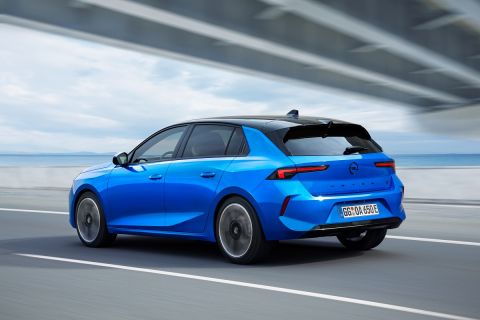 Opel Astra Electric: Το νέο Astra μπαίνει στην πρίζα