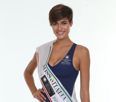 Μπασκετμπολίστρια η νέα Miss Italia