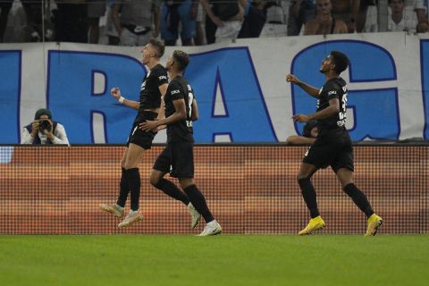 Οι παίκτες της Άιντραχτ πανηγυρίζουν γκολ που σημείωσαν κόντρα στη Μαρσέιγ για τη φάση των ομίλων του Champions League 2022-2023 στο "Βελοντρόμ", Μασσαλία | Τρίτη 13 Σεπτεμβρίου 2022