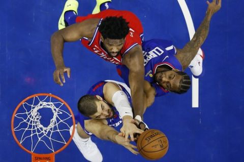 NBA: Το μπλοκ του Εμπίντ στον Μόρις στην κορυφή του Top-5