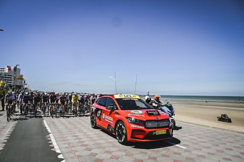 05/07/2022 - Tour de France 2022 - Etape 4 - Dunkerque / Calais (171,5km) - Peloton