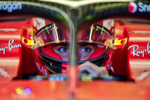 Ο Κάρλος Σάινθι στο μονοθέσιο της Ferrari