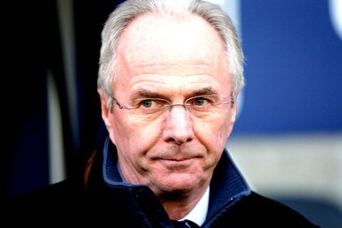 Leicester City's manager Sven Goran-Eriksson looks on before his team's third round English FA Cup soccer match against Manchester city at the Walkers stadium, Leicester, England. Sunday, Jan. 9, 2011. (AP Photo/Simon Dawson)