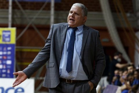 Ο προπονητής του Περιστερίου, Σωτήρης Μανωλόπουλος