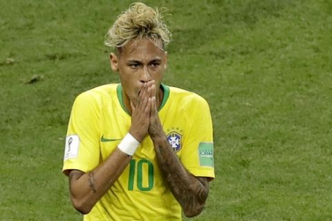 Brazil's Neymar reacts after failing to score during the group E match between Brazil and Switzerland at the 2018 soccer World Cup in the Rostov Arena in Rostov-on-Don, Russia, Sunday, June 17, 2018. (AP Photo/Andrew Medichini)