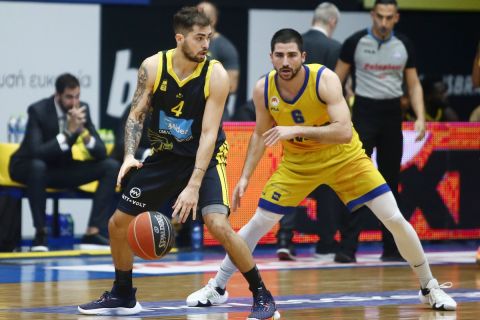 Περιστέρι - Άρης 92-90: Μωραΐτης και Μπίλαν νίκησαν τον Τολιόπουλο σε ματς-διαφήμιση της Basket League