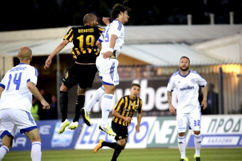 Η ΑΕΚ "κόλλησε" και στη Μυτιλήνη, 0-0 με Καλλονή