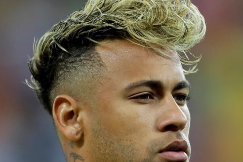 Brazil's Neymar lines up prior to the group E match against Switzerland at the 2018 soccer World Cup in the Rostov Arena in Rostov-on-Don, Russia, Sunday, June 17, 2018. (AP Photo/Andre Penner)
