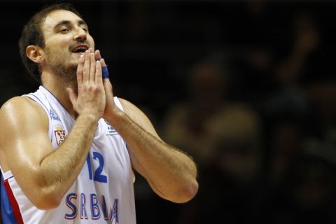 Nenad Krstic from Serbia reacts during the EuroBasket European Basketball Championship Group B match against France in Siauliai, Lithuania, Monday, Sept. 5, 2011. France won the match 97-96. (AP Photo/Petr David Josek)