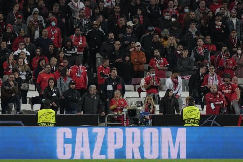 Η ταμπέλα της Gazprom σε αγώνα Champions League