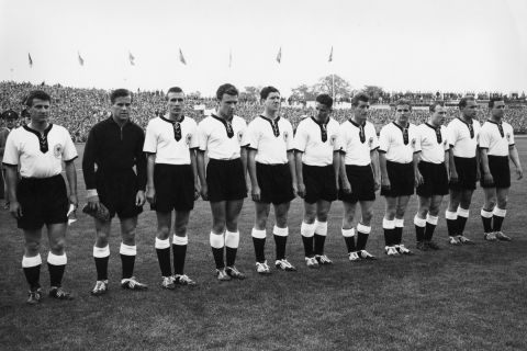 Φωτογραφία από ματς της εθνικής Γερμανίας απέναντι στην Σουηδία κατά τη διάρκεια του Παγκοσμίου Κυπέλλου του 1958