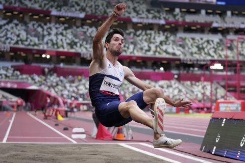 Μίλτος Τεντόγλου: Χρυσός Ολυμπιονίκης στο μήκος με τελευταίο άλμα στα 8,41 (+pics-videos)