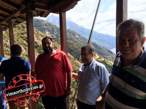 10 εικόνες από την επίσκεψη του Βαγγέλη Μαρινάκη στο Άγιον Όρος