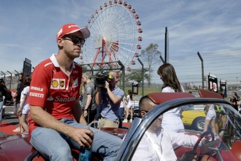 Επίπληξη και κίνδυνος για Vettel