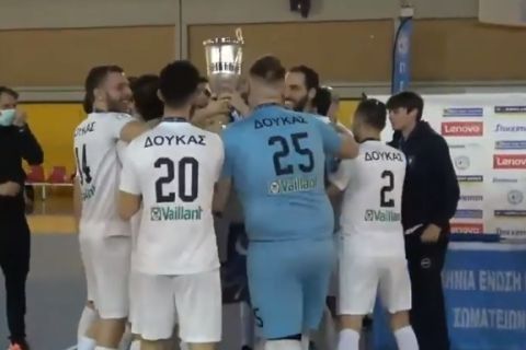 Stoiximan Futsal Super League: Πρωταθλητής στα πέναλτι ο Δούκας, τρίτη θέση το Νέο Ικόνιο