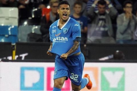 Empoli's miedfielder Leandro Daniel Paredes celebrates after scoring the golal of the 1-1 during the Italian Serie A soccer match between Udinese Calcio and Empoli FC at Friuli Stadium in Udine, 19 September 2015. ANSA/ LANCIA