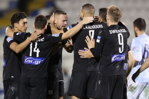 Οι παίκτες του ΠΑΟΚ πανηγυρίζουν το γκολ κόντρα στον Απόλλωνα για τη Super League Interwetten